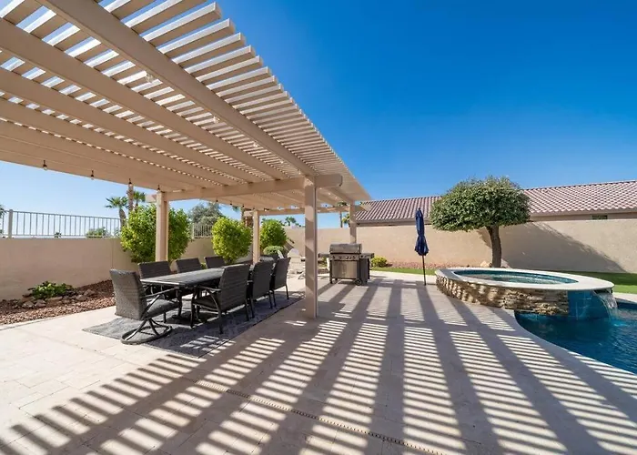 Grand Havasu Oasis With Custom Pool & Spa! Ferienhaus *