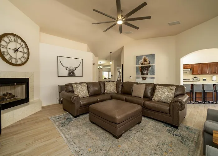 Grand Havasu Oasis With Custom Pool & Spa! * Lake Havasu City