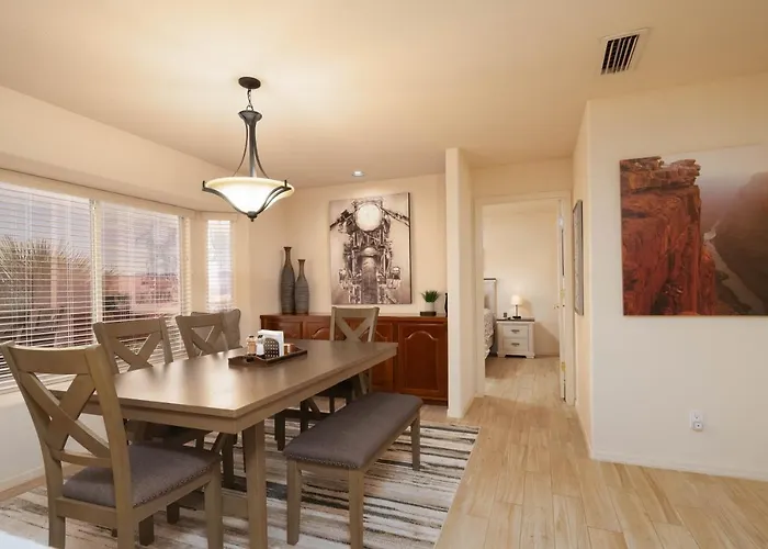 Grand Havasu Oasis With Custom Pool & Spa! *
